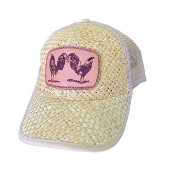 GORRA DE PALMA CON MAYA CAKY UN LOGO DOS GALLOS PARADOS. Cap of palm and maya with logo of two idle roosters.